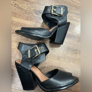 Vince Camuto Wedges